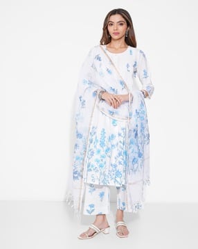 rangmanch by pantaloons Women Floral Printed Dupatta with Contrast Border-picture-45