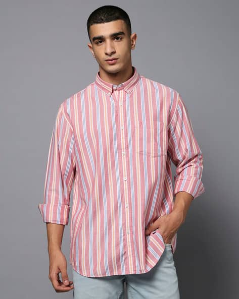 INDIAN TERRAIN Men Striped Slim Fit Cotton Shirt with Patch Pocket