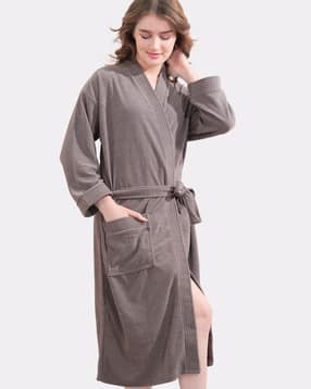 lacylook Unisex Bathrobe with Tie-Up Belt-picture-24