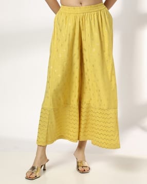 Women Floral Print Flared Palazzos with Elasticated Waist