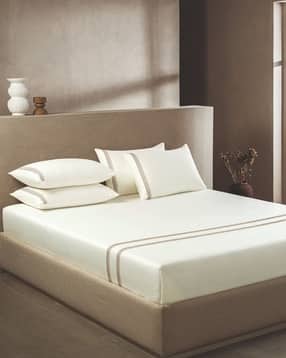 sansaar 200 TC Embroidered King-Size Bedsheet with Pillow Covers-picture-39