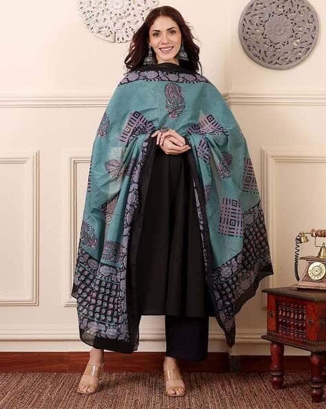 ANNI DESIGNER Women Straight Kurta Set with Printed Dupatta