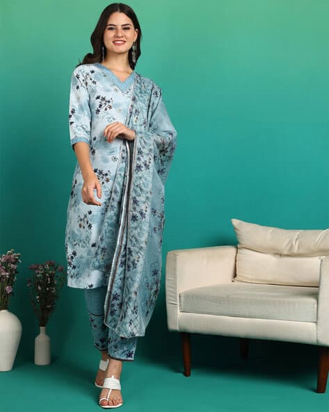 Revangi Women Floral Print Straight Kurta Set with Dupatta