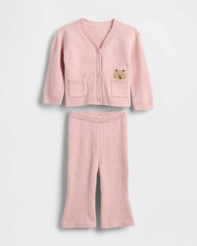 gap kids Girls Regular Fit V-Neck Novelty Top & Pant Set-picture-18