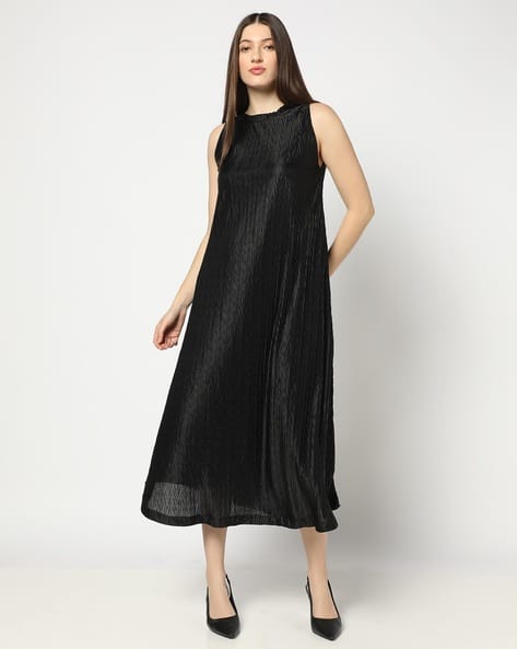 loosely fit dress worn a lot in hawaii codycross Hi'ilei Maxi Slit Dress ~ Mahi'ai Kalo X Lau – Kalo Kini Swim