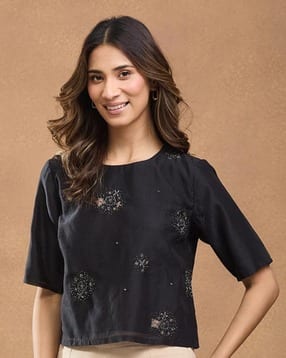fabindia Women Relaxed Fit Embroidery Top-picture-10
