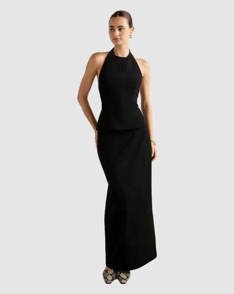 -473Wx593H-702382858-black-
