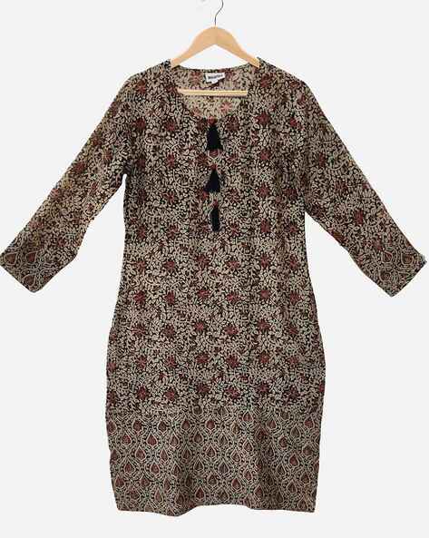 Molcha by Babita Singh Women Floral Print Straight Kurta