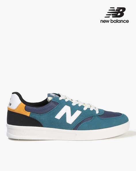 CT300 Low-Top Lace-Up Shoes