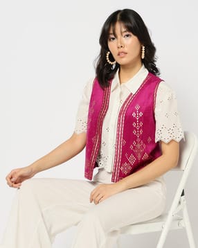 yousta Women Printed Crop Shrug-picture-49