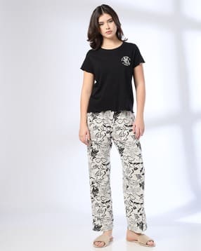 Women Floral Print Cotton T-Shirt & Pyjamas Set