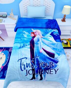 Frozen Elsa & Anna Print Reversible Comforter