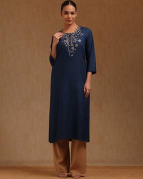 Women Embroidered Straight Kurta-image-28