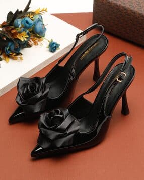 flat n heels Women Pointed-Toe Pumps with Floral Applique-picture-38
