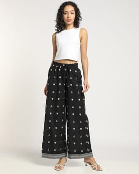 svrnaa by azorte Heart Motif Yarn Dyed Straight Fit Pants-picture-23