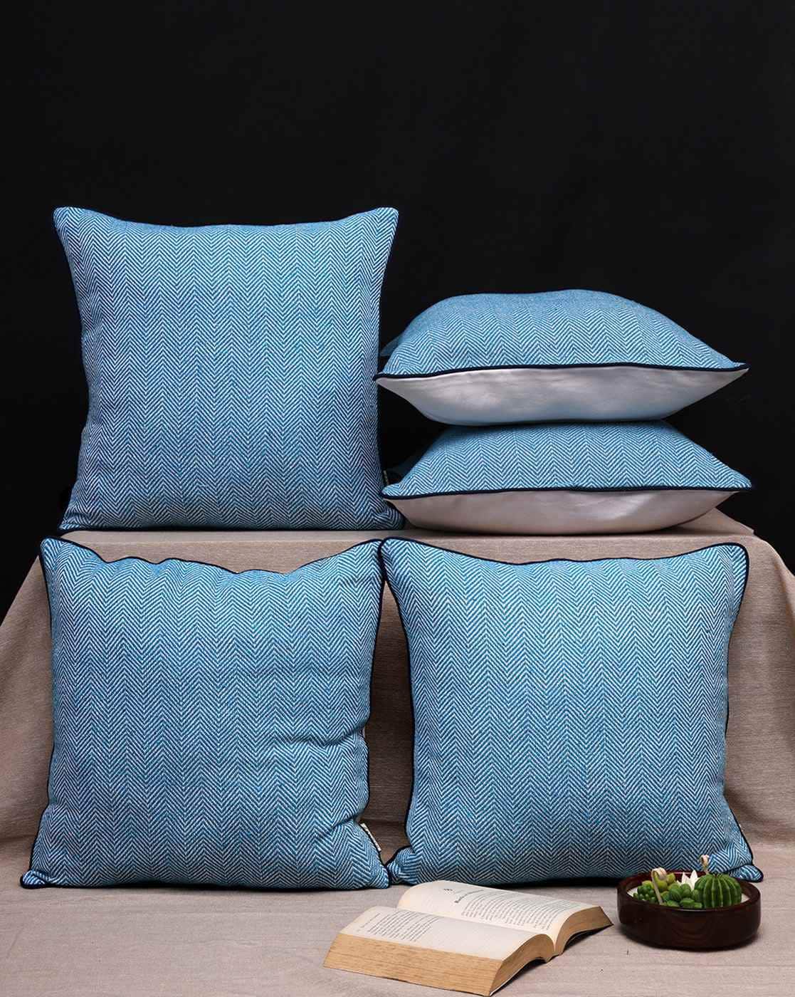 Buy Anwyn Pack of 5 Square-Shape Handlo Online | Ajio.com