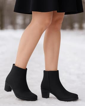 Women Ankle-Length Boots with Zip Fastening