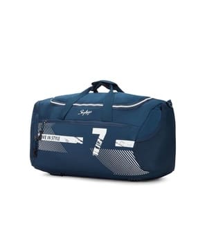 Men Graphic Duffle Bag-image-10