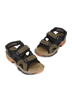 Men Sandals with Flat Nubuck Upper