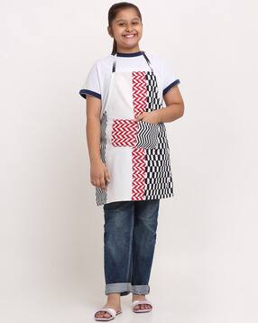 arrabi Geometric Print Apron with Patch Pocket-picture-41