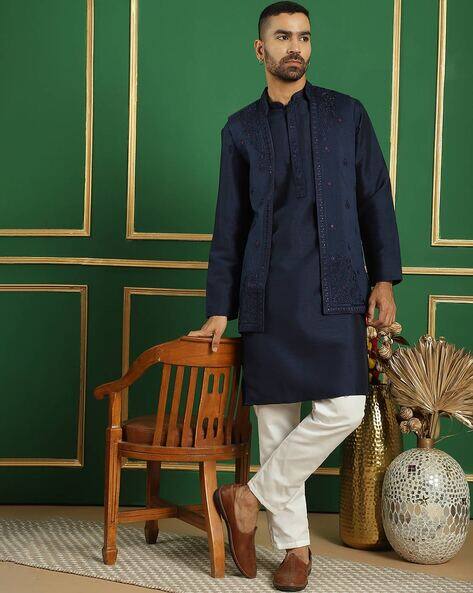 JOMPERS Men Regular Fit Kurta with Pyjamas & Waistcoat