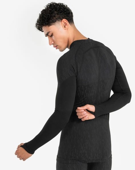 Buy Decathlon Kipsta - Unisex Moisture Cont Online | Ajio.com