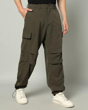 united colors of benetton Men Anti-Fit Parachute Cargo Pants-picture-11
