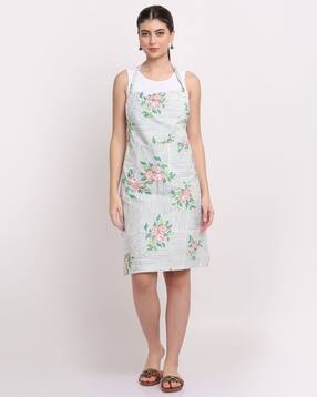 arrabi Printed Apron with Patch Pocket-picture-49