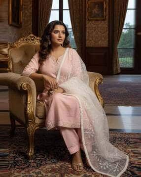 svaraa Women Embroidered Dupatta with Cut-Out Border-picture-32