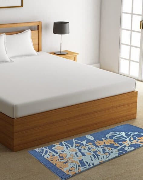 Homely By Romee Floral Pattern Anti-Skid Microfiber Bed Runner