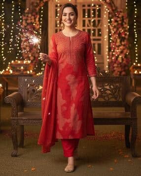 svaraa Women Floral Straight Kurta Set-picture-34