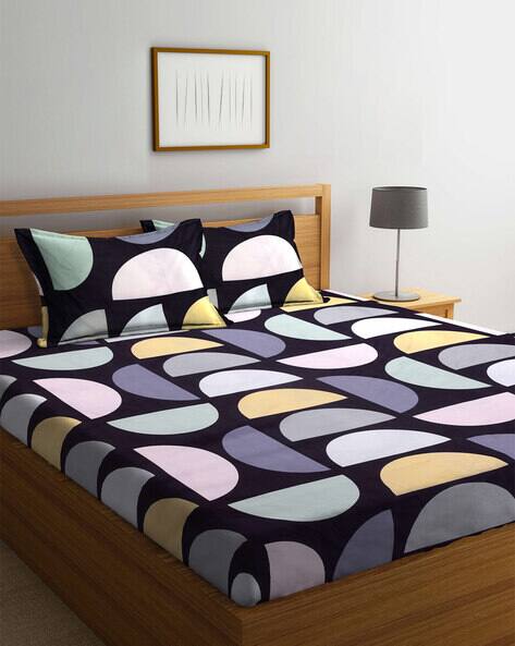 Arrabi Geometric Print King Size Bedsheet Set