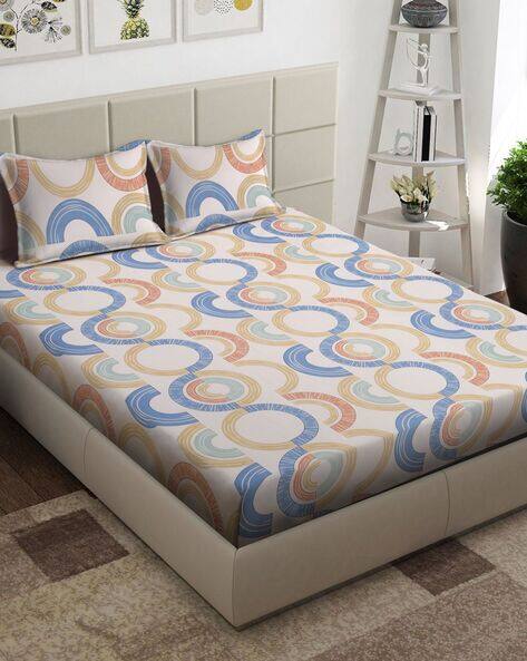 Arrabi 210 TC Geometric Print King-Size Bedsheet with Pillow Covers
