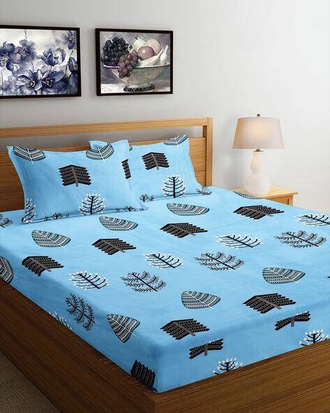 Arrabi Leaf Print Super King-Size Bedsheet with Pillow Covers