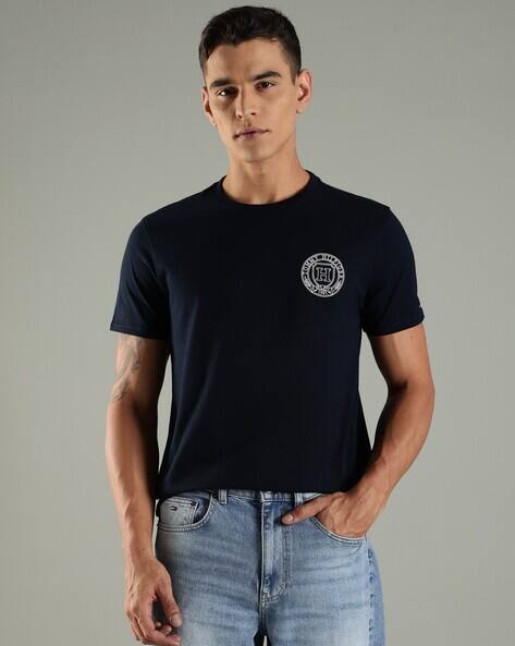 TOMMY HILFIGER Men Prep Crest Regular Fit Crew-Neck T-Shirt