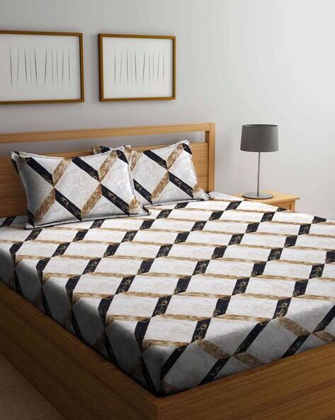 Arrabi Geometric Print Double Bedsheet with Pillow Covers