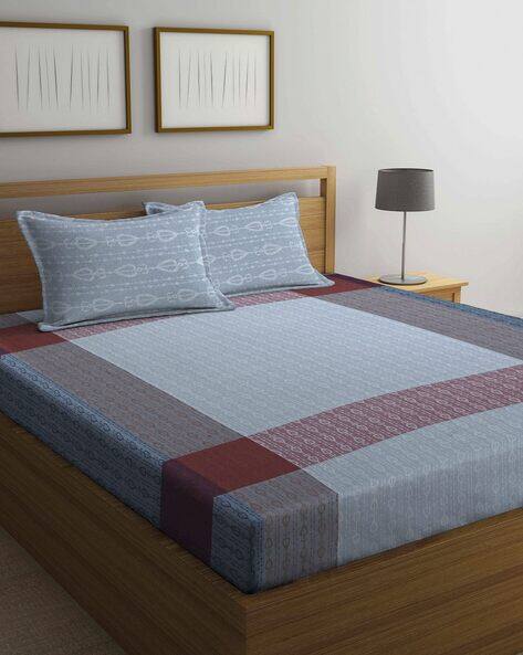 Arrabi Printed King Size Bedsheet with Pillow Covers