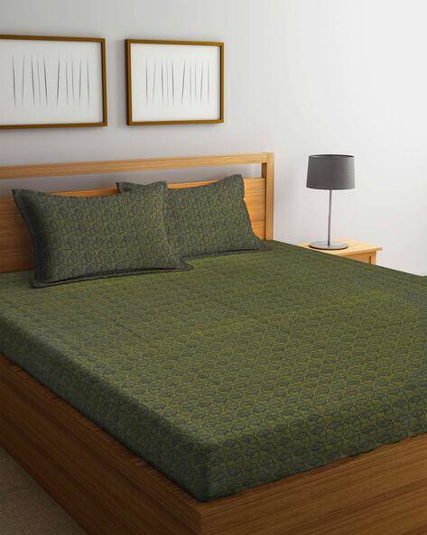 Arrabi Double Bedsheet with 2 Pillow Covers