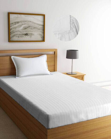Arrabi Striped Single Bedsheet with Pillow Cover