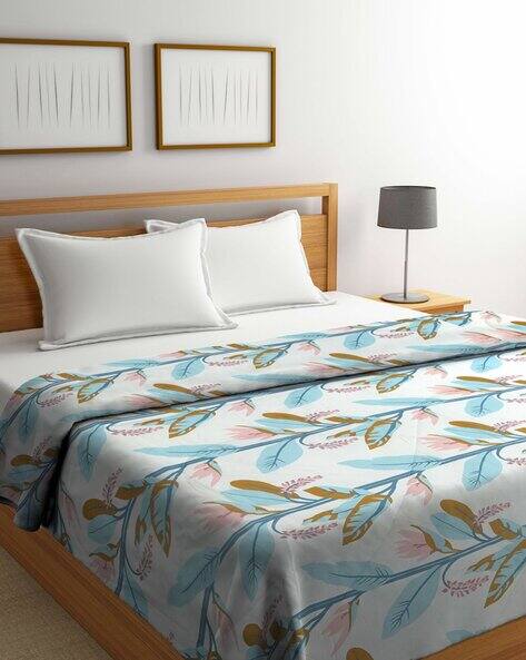Arrabi Leaf Print Double Comforter