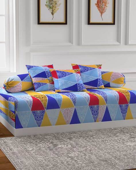 Arrabi Geometric Printed Bedding Diwan Set