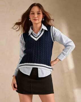 outzidr global Women Cable-Knit V-Neck Pullover-picture-29