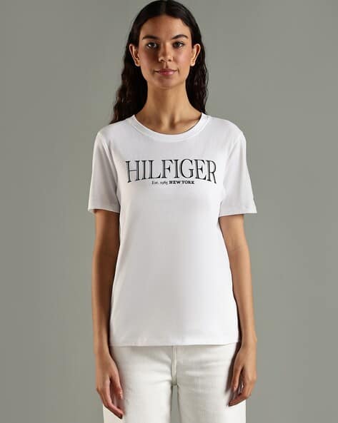TOMMY HILFIGER MDN Regular Fit Round-Neck T-Shirt