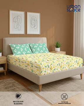 urban space Cotton Printed Bedsheet With 2 Pillow Covers-picture-19