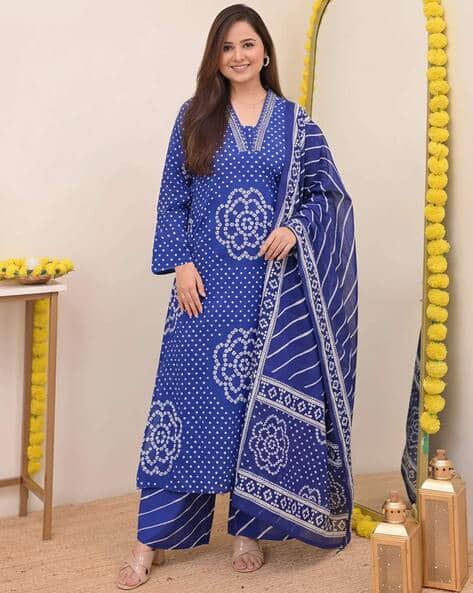 GOSRIKI Women Printed 3-Piece A-Line Kurta Set