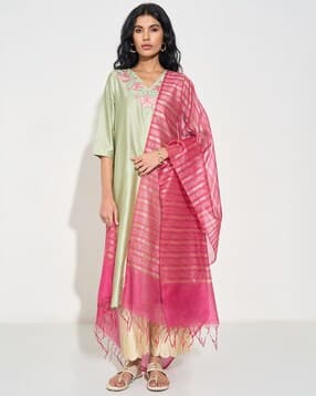 rangmanch by pantaloons Women Striped Dupatta with Tassels-picture-38