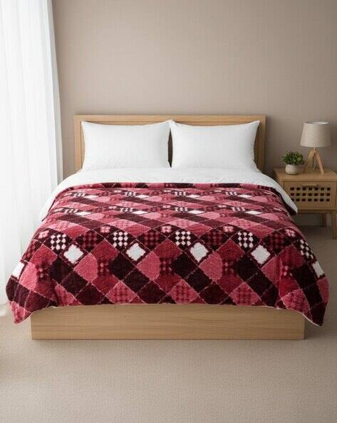 DHROHAR Checkered Double Blanket 210 GSM
