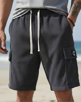 Men Regular Fit Cargo Shorts