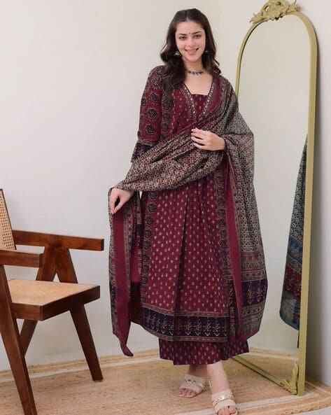 GOSRIKI Women Floral Print Anarkali Kurta Set