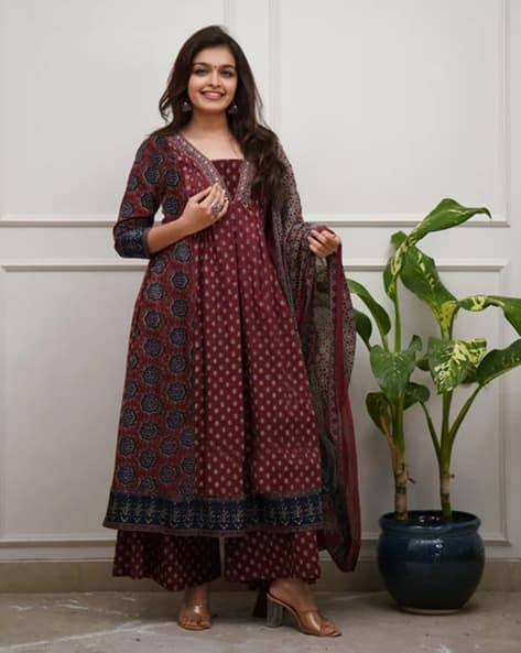 GOSRIKI Women Printed Anarkali Kurta Set